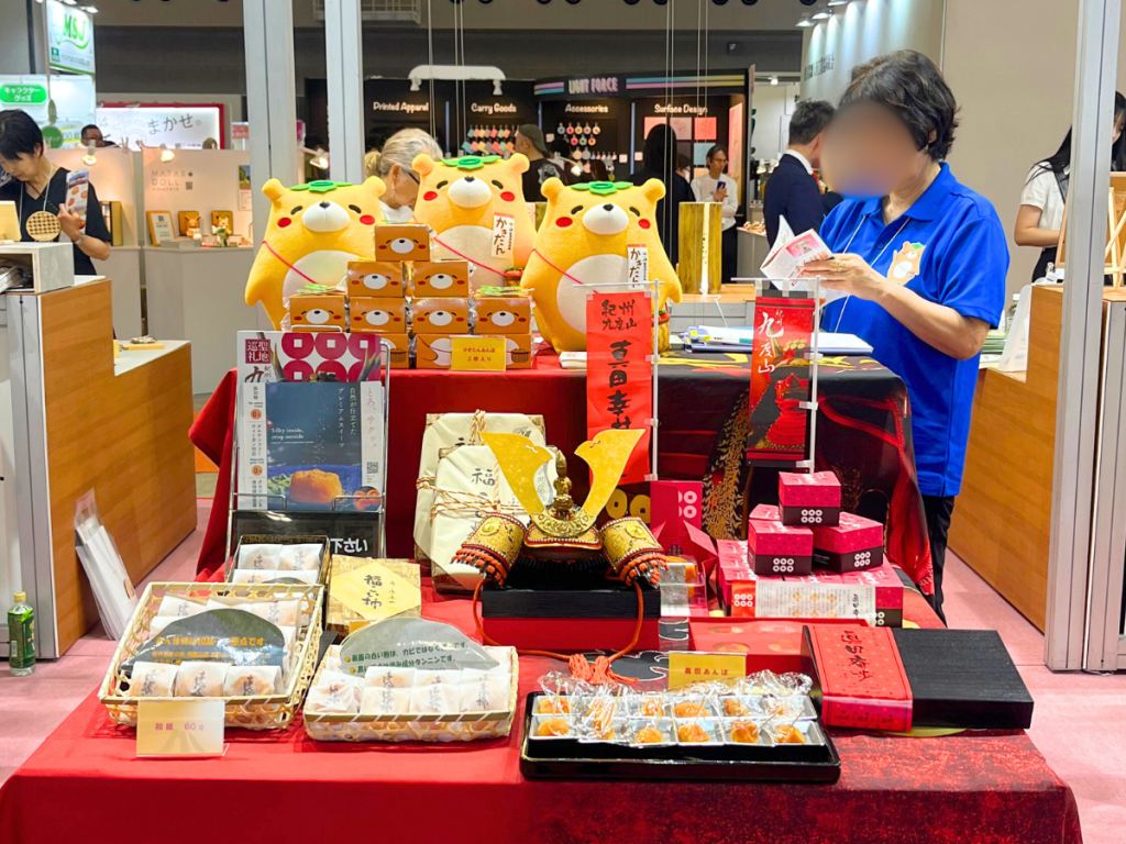 地域の特色が光るブースづくり(合同会社かつらぎ町あんぽ柿加工組合)