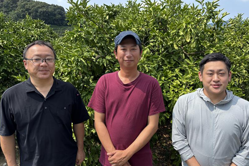 左から石井CO,代表の小川 祐司氏、＊＊＊氏